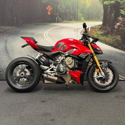 Ducati Streetfighter V4 S