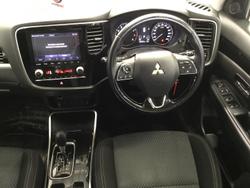 2021 Mitsubishi Outlander ES