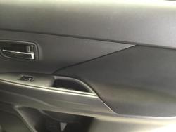 2021 Mitsubishi Outlander ES