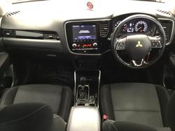 2021 Mitsubishi Outlander ES