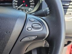 2017 Nissan Pathfinder ST-L