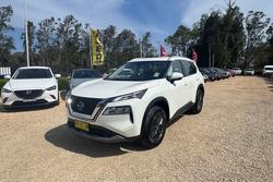 2023 Nissan X-TRAIL ST