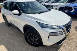 2023 Nissan X-TRAIL ST
