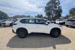 2023 Nissan X-TRAIL ST