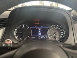 2022 Nissan Navara ST-X