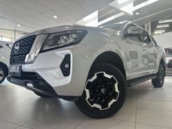 2022 Nissan Navara ST-X