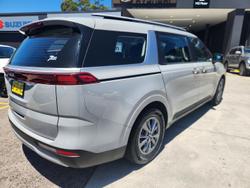 2023 Kia Carnival S