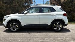 2023 Hyundai Venue Active