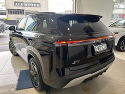 2025 Jaecoo J7 SHS Summit