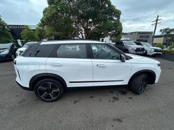 2025 Jaecoo J7 SHS Summit