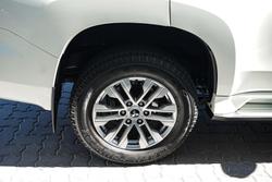 2021 Mitsubishi Pajero Sport GLX