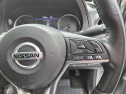 2023 Nissan Navara ST-X