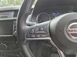 2023 Nissan Navara ST-X