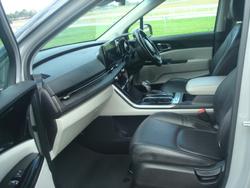 2022 Kia Carnival SLi