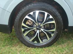 2022 Kia Carnival SLi