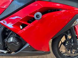 2016 Kawasaki NINJA 300 RED