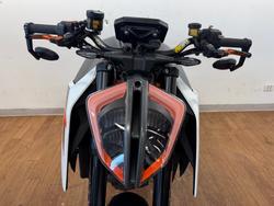 2017 Ktm 1290 SUPER DUKE R White/Grey