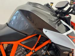 2017 Ktm 1290 SUPER DUKE R White/Grey