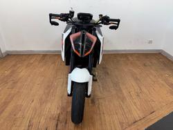 2017 Ktm 1290 SUPER DUKE R White/Grey