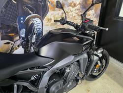 2025 Yamaha 2025 Yamaha 900CC MT-09A (MT-09) SPORTS BLACK