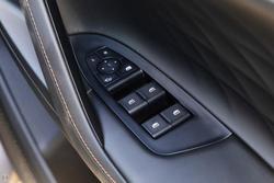 2025 MG HS Essence AS33 MY25 Cashmere Silver