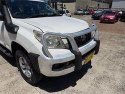 2011 TOYOTA LANDCRUISER PRADO GX (4x4)
