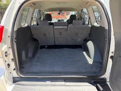 2011 TOYOTA LANDCRUISER PRADO GX (4x4)