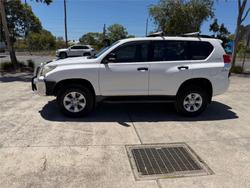 2011 TOYOTA LANDCRUISER PRADO GX (4x4)