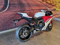 2025 Yamaha YZF-R9 YZF-R White