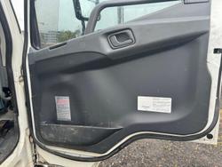 2013 Fuso Fighter 1024 WHITE