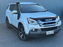 2020 Isuzu MU-X LS-T