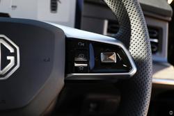 2025 MG QS Essence IS31 MY25 AWD Black Pearl