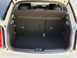 2021 MINI Hatch Cooper Classic F55 LCI-2 Pepper White