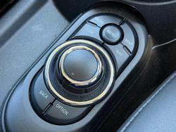 2021 MINI Hatch Cooper Classic F55 LCI-2 Pepper White