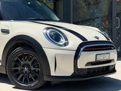 2021 MINI Hatch Cooper Classic F55 LCI-2 Pepper White