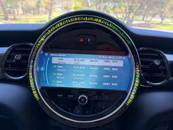 2021 MINI Hatch Cooper Classic F55 LCI-2 Pepper White