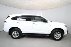 2022 Isuzu MU-X LS-M