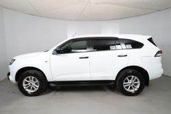 2022 Isuzu MU-X LS-M