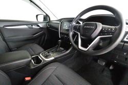 2022 Isuzu MU-X LS-M