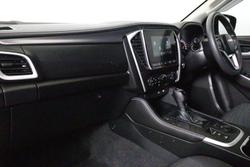 2022 Isuzu MU-X LS-M