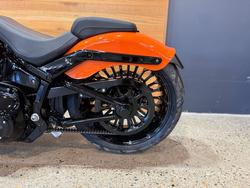 2023 Harley-davidson FXBR BREAKOUT (117) Orange