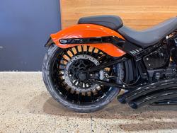 2023 Harley-davidson FXBR BREAKOUT (117) Orange