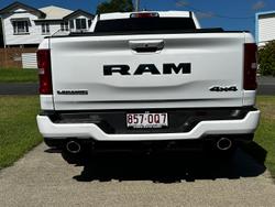 2024 RAM 1500 Laramie Sport Hurricane SO RamBox DT MY25 4X4 Dual Range Bright White
