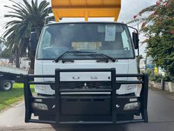 2013 Fuso Fighter 2427 WHITE