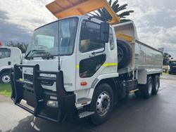 2013 Fuso Fighter 2427 WHITE