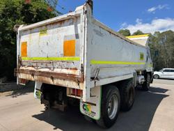 2013 Fuso Fighter 2427 WHITE