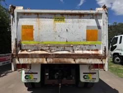 2013 Fuso Fighter 2427 WHITE