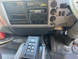 2013 Fuso Fighter 2427 WHITE