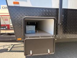 2025 My Dream RV 16 Peninsula | L-Lounge, Front Door