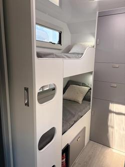 2025 Crusader My25 Musketeer Palace